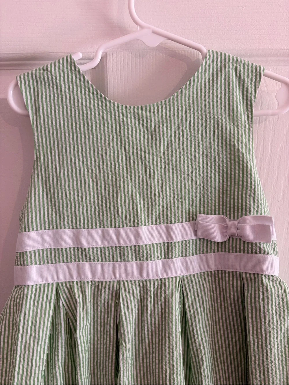 Gymboree Light Green Seersucker Dress with White Ribbon - Size 6